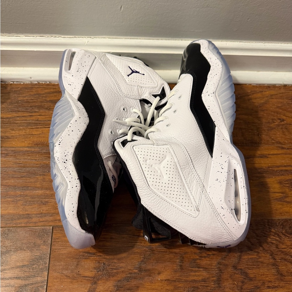 Nike Air Jordan B’Loyal White Court Purple Black size 12.5